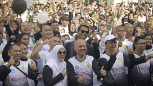 Peringati Hardiknas, UNJ Turut Serta dalam Kegiatan Jalan Sehat